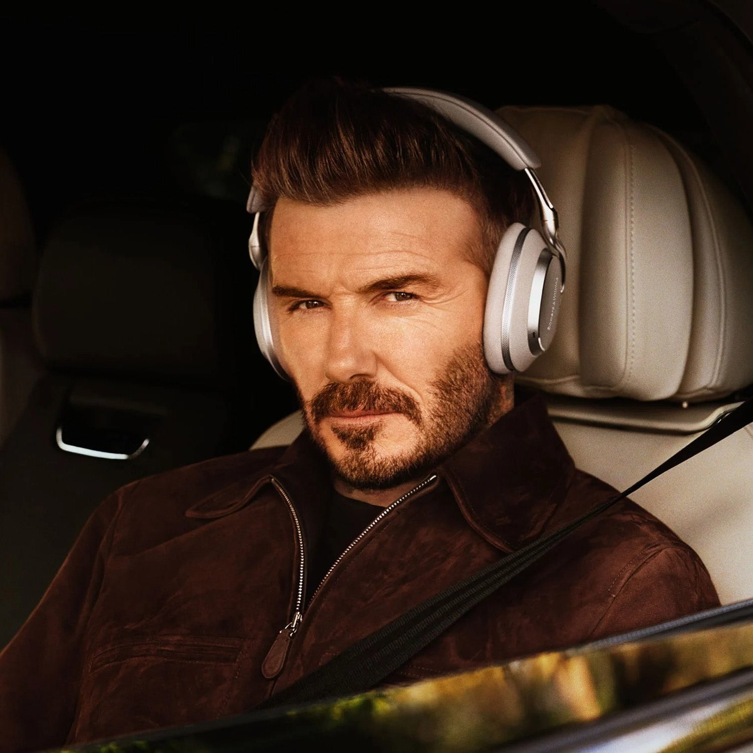 BOWERS & WILKINS PX8 S2 belaidės ausinės (smėlio spalva)