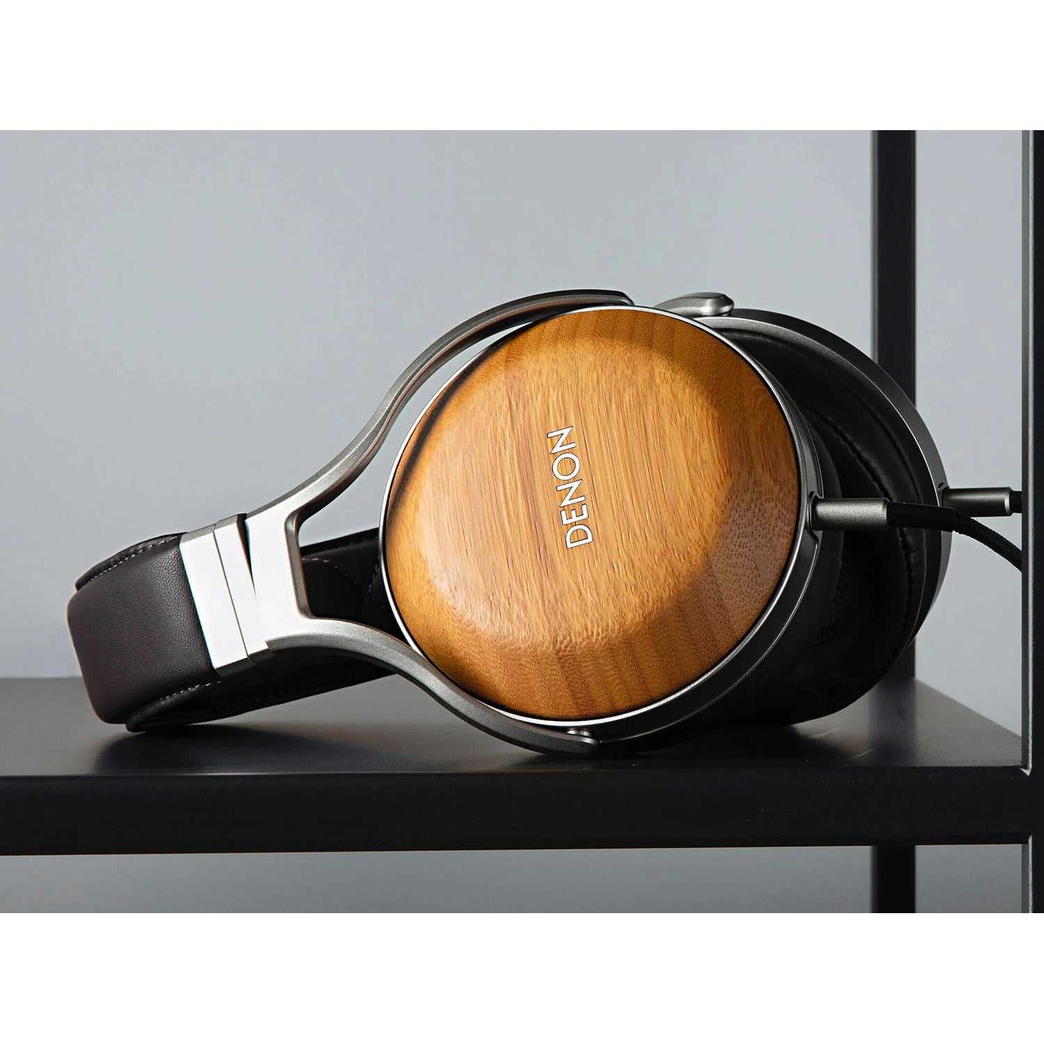 Denon AH-D9200 Headphones