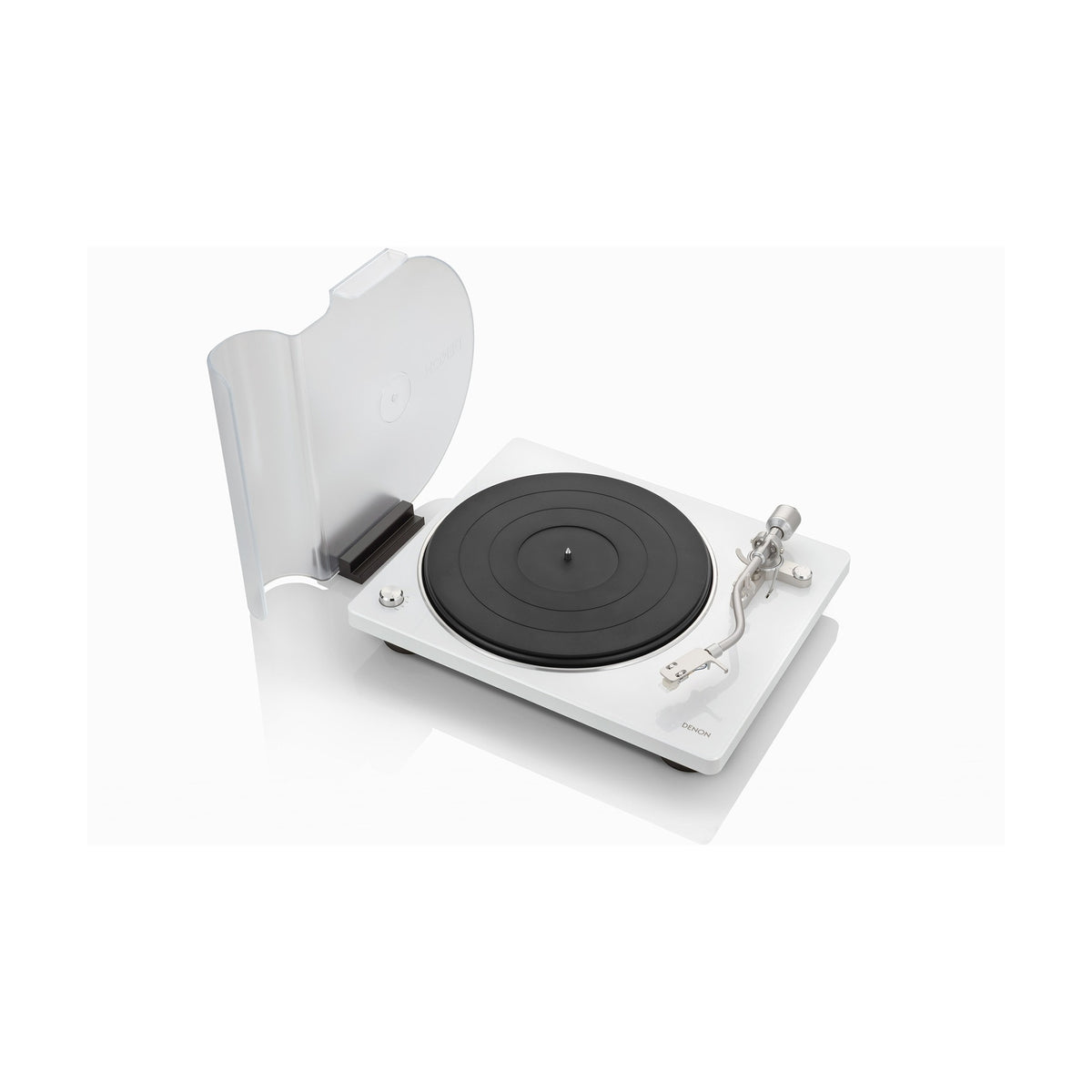 Denon DP-400 baltas patefonas, su dangčiu ant stovo