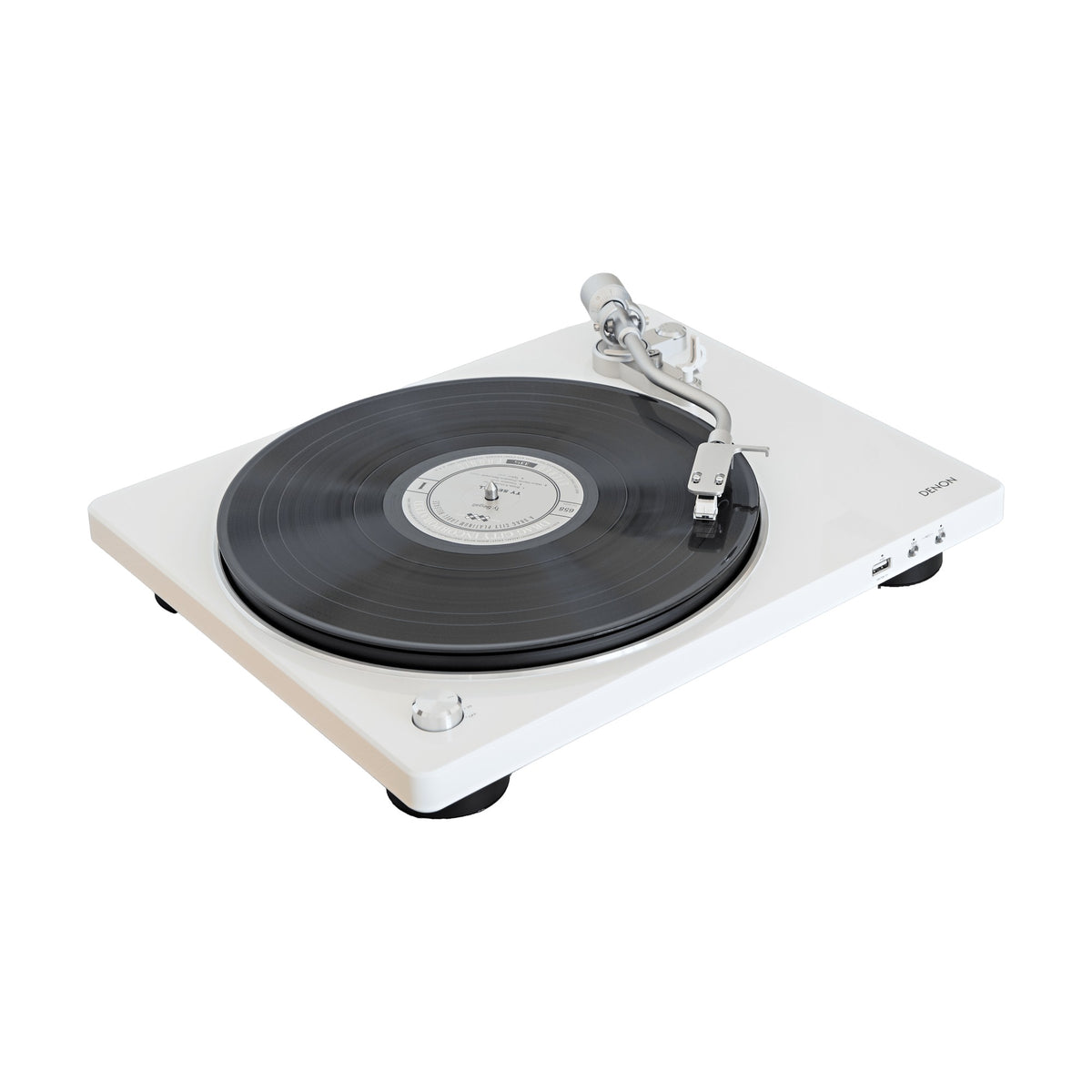 Denon DP-450USB baltas patefonas, kampu iš priekio
