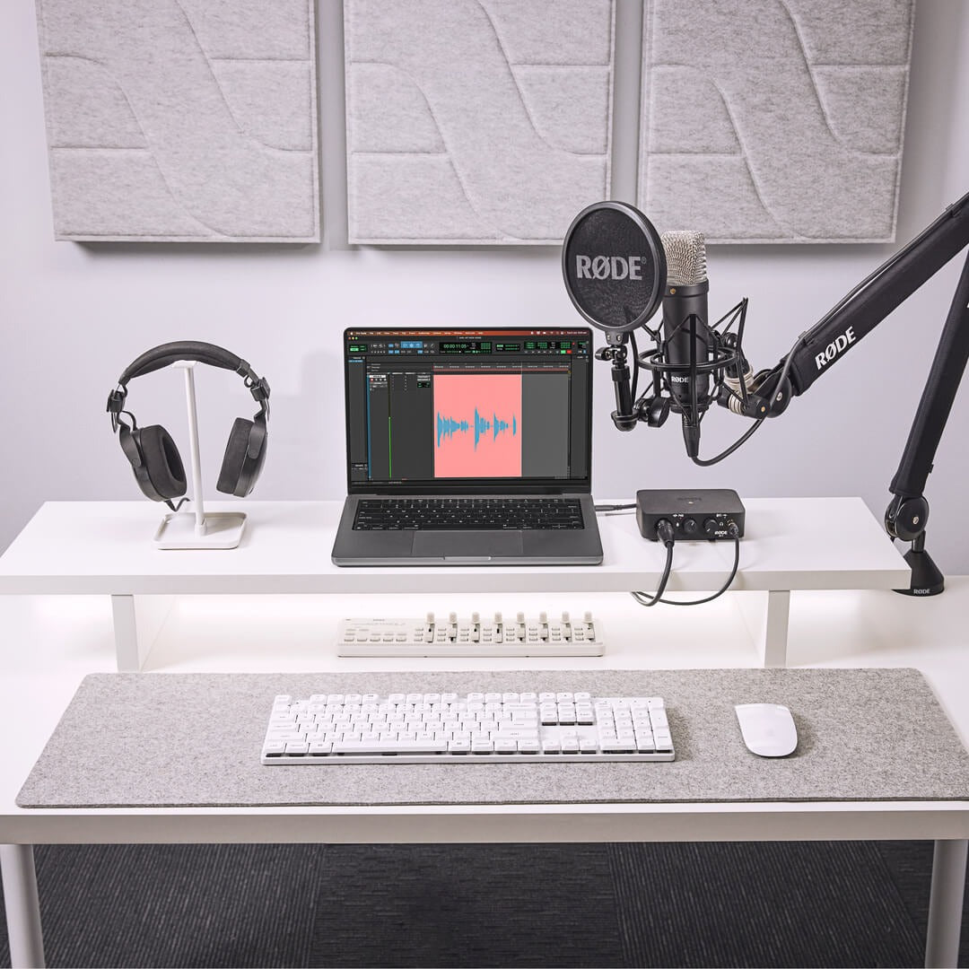 RODE NT1 SIGNATURE BLACK Mikrofonas