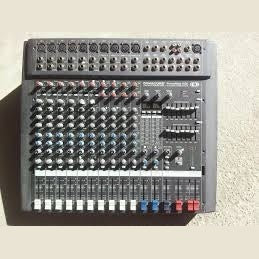 DYNACORD PM1000-3 Mikšerinis pultas su stiprintuvu