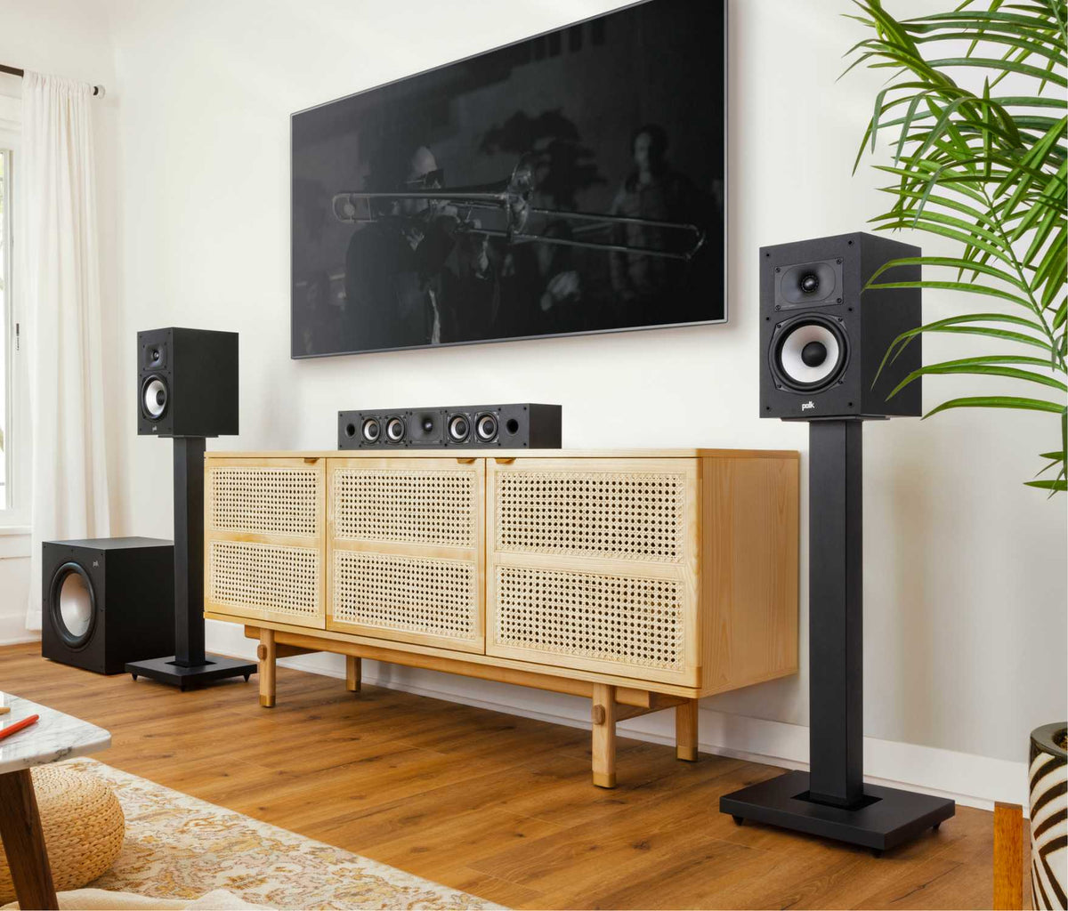 Polk Audio Monitor XT20 lentyninių kolonėlių pora namų kino aplinkoje