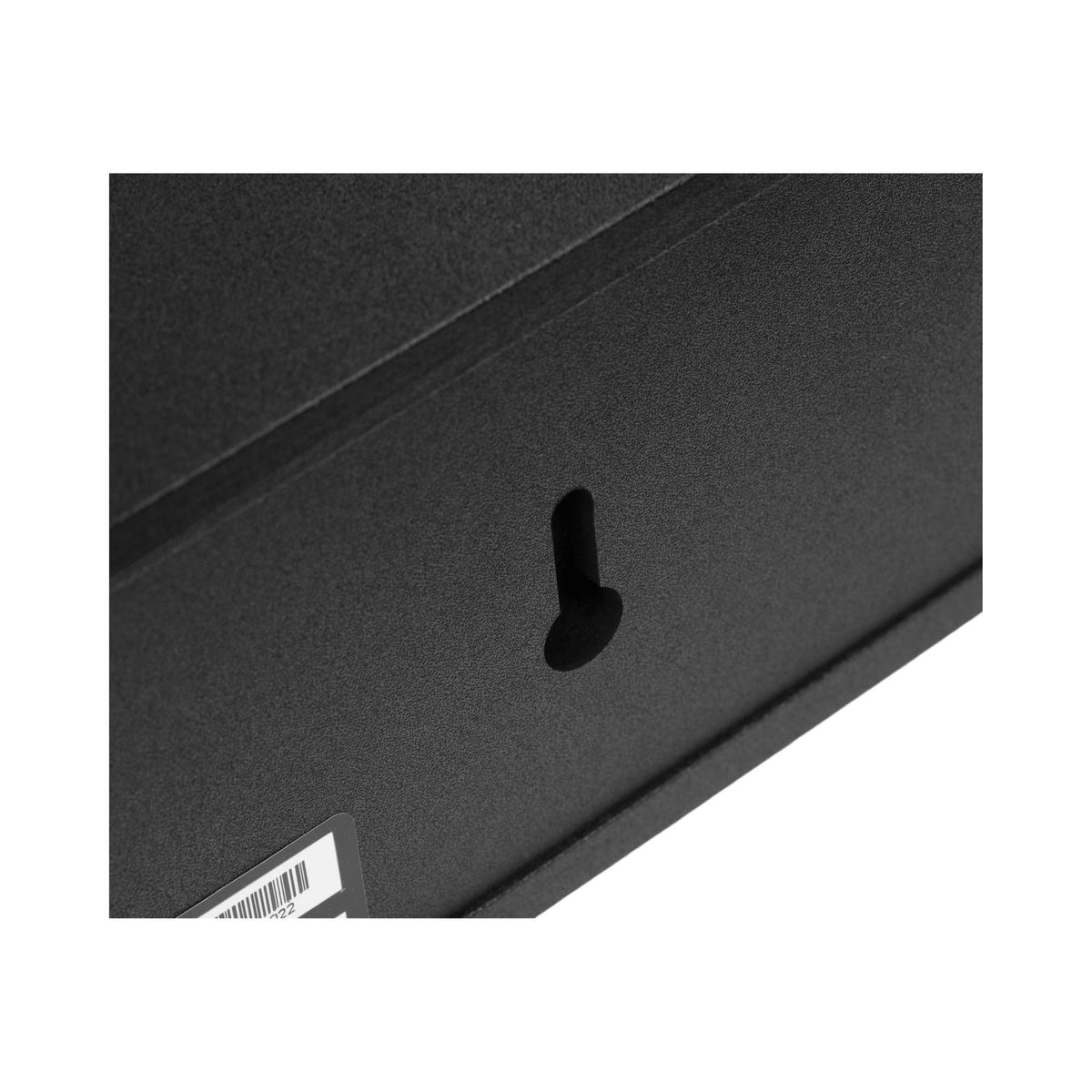 Polk Audio Monitor XT35 centrinė kolonėlė, tvirtinimo prie sienos angos stambus planas