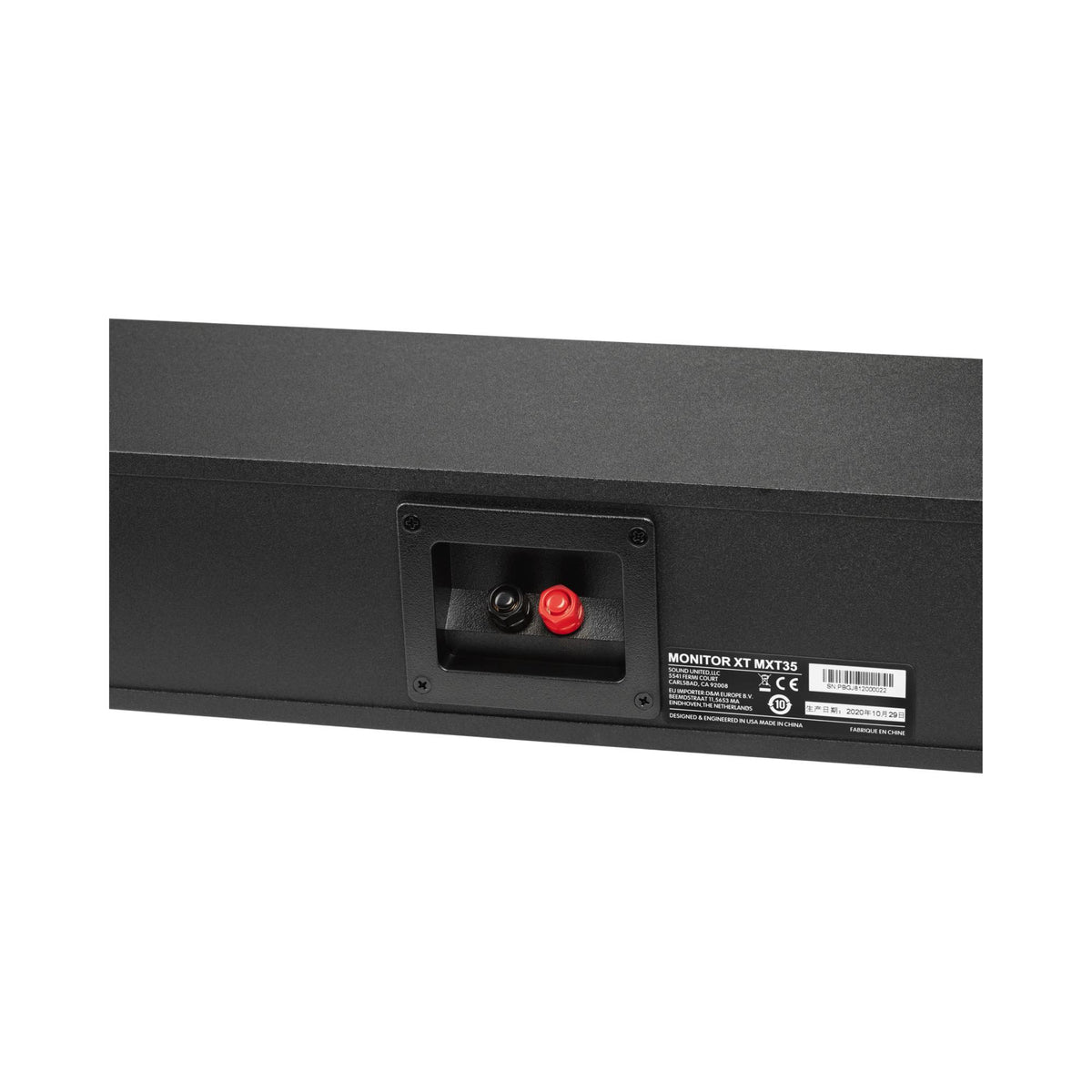 Polk Audio Monitor XT35 centrinės kolonėlės jungtys iš arti