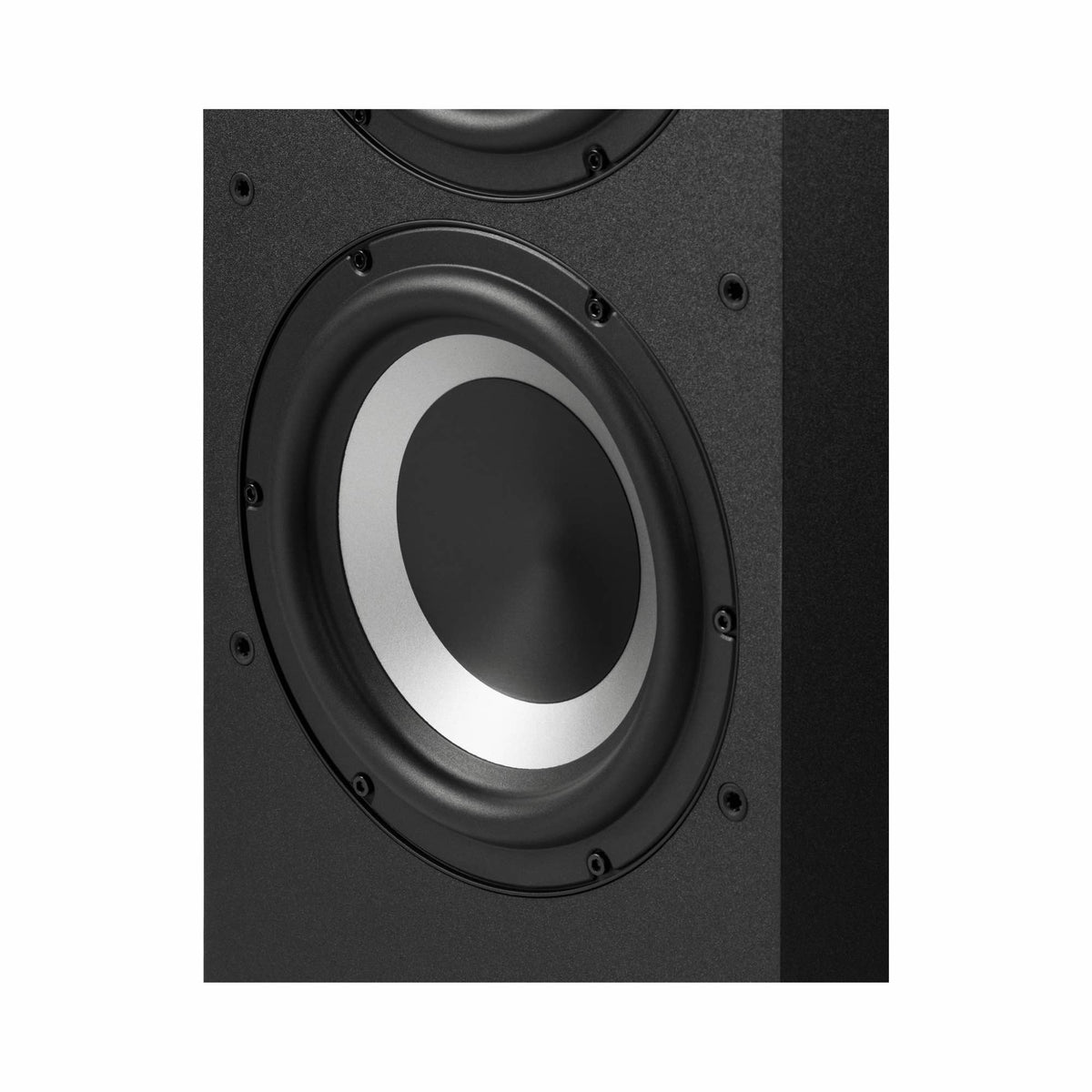 Polk Audio Monitor XT70 grindinė kolonėlė, garsiakalbių stambus planas, be apsauginių grotelių