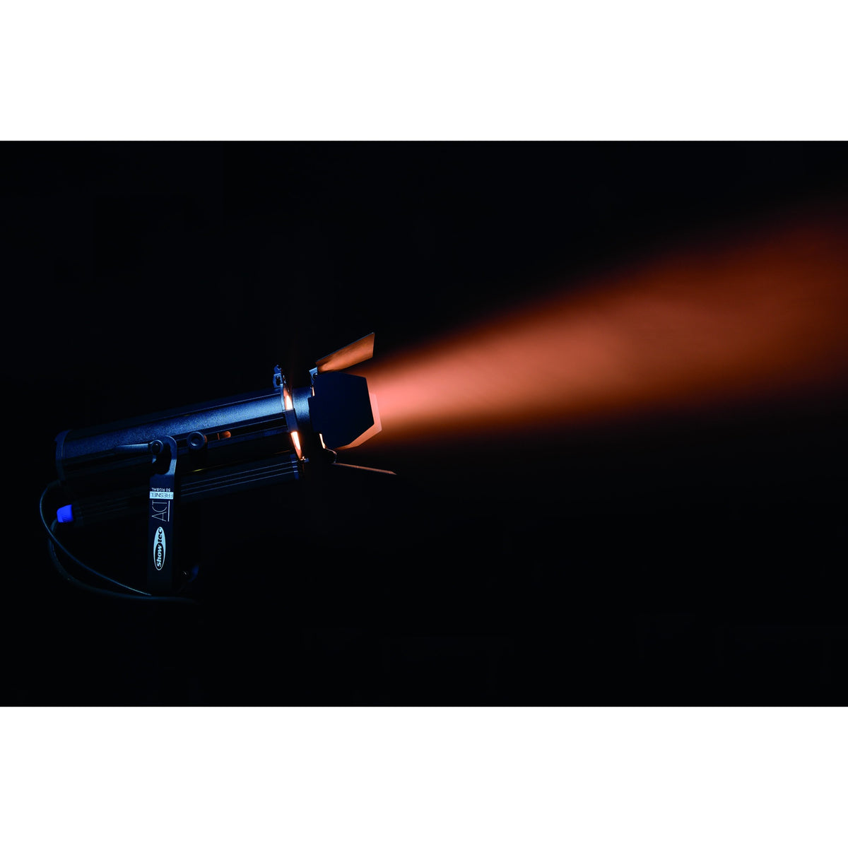 Showtec ACT Fresnel 50 RGBAL Fresnel Spotlight, amber light beam