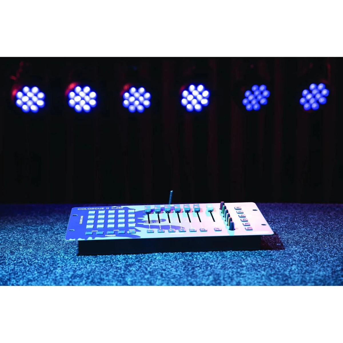 Showtec ColorCue 2 Air DMX pultas, LED šviestuvų valdymo pavyzdys