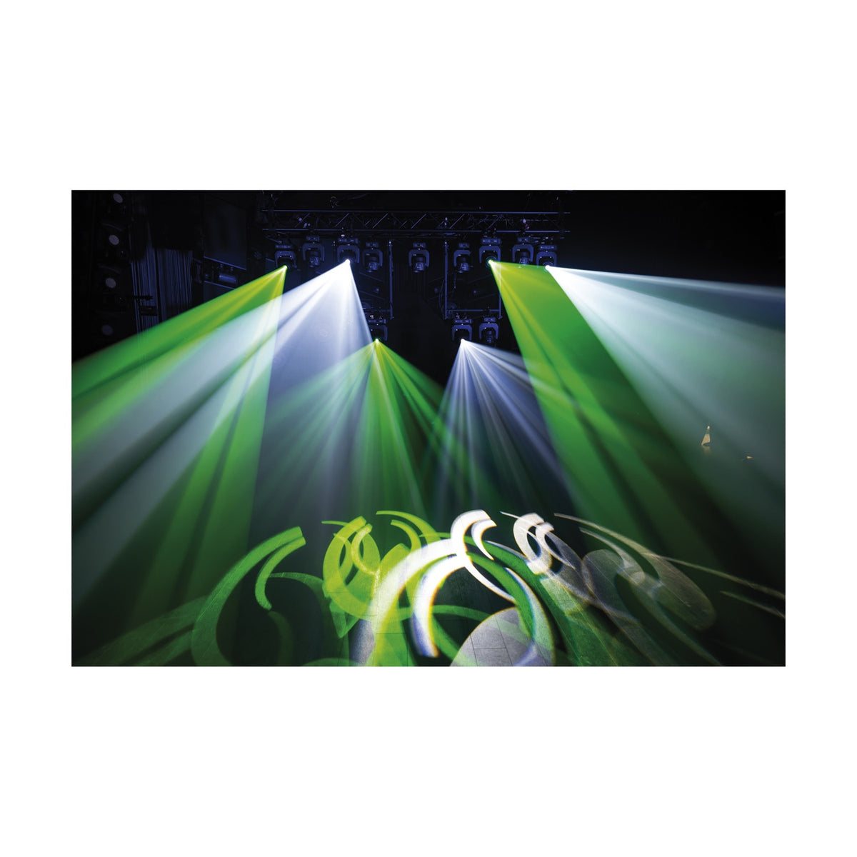 Showtec Phantom 100 Spot Moving Head, gobo projections and prism effect