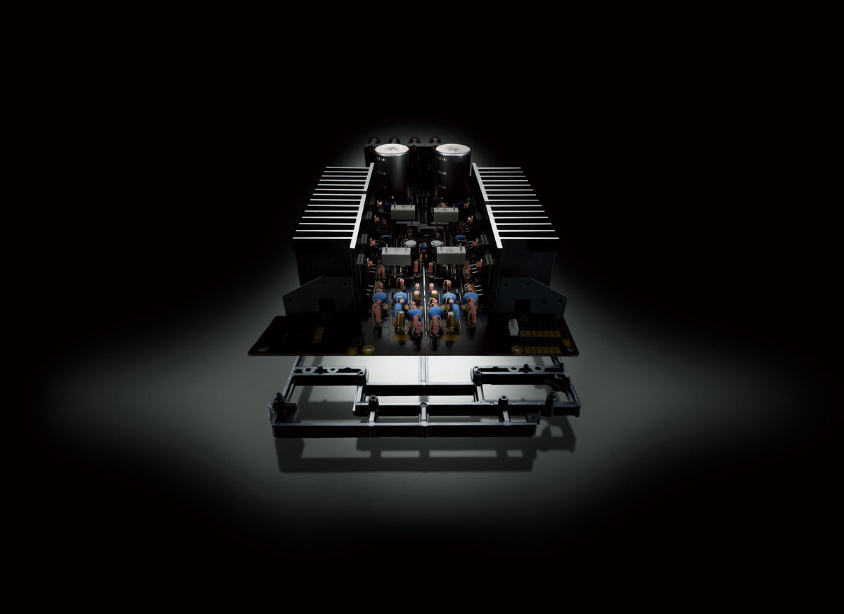 Yamaha A-S701 vidinės konstrukcijos vaizdas
